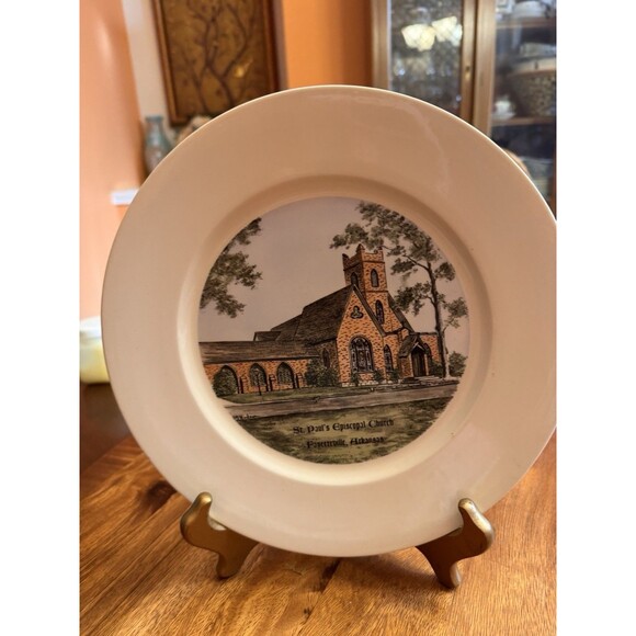 Souvenir Collector Plate, St Paul’s Episcopal Church, Fayetteville, Arkansas - Picture 2 of 8